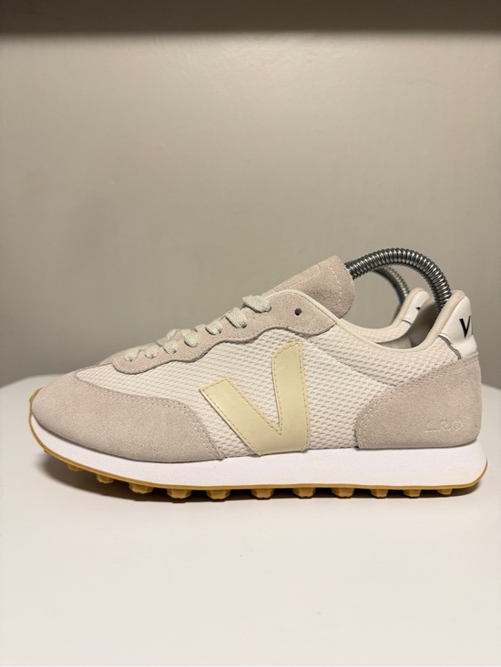 Veja Shoes - Veja Rio Branco Alveomesh White/Pierre/Natural Sneakers Women’s EU 39 US 8